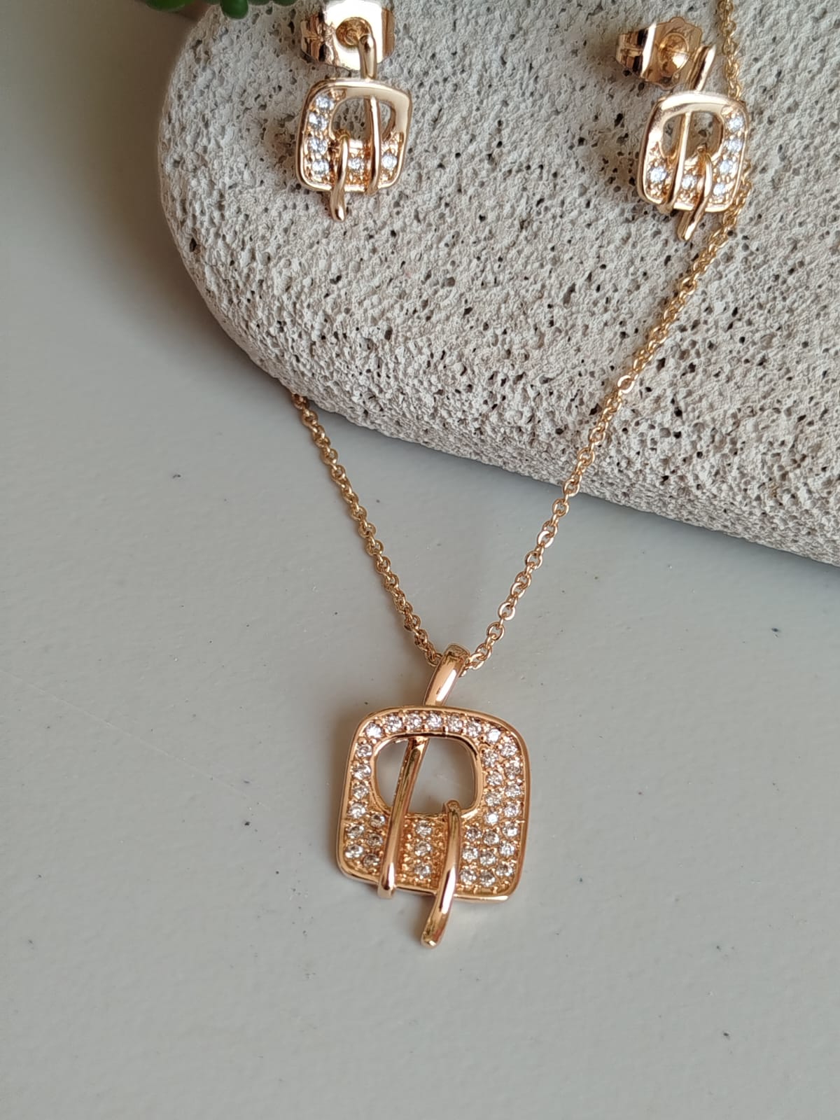 Set Collar y Arete Lival