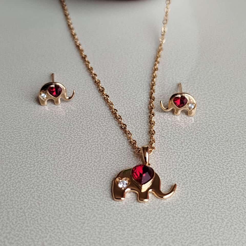 Collar Elefante Amor Rojo