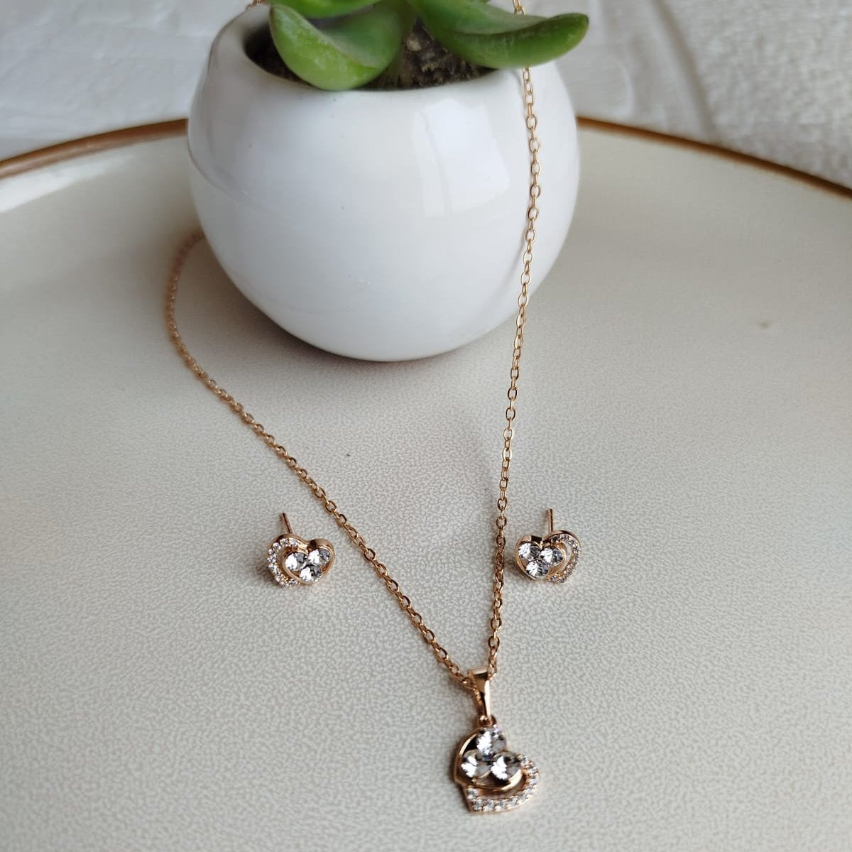 Collar Corazon Blanco Paz